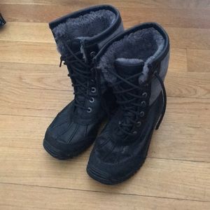 Ugg Snow Boots Gray/Black size 8